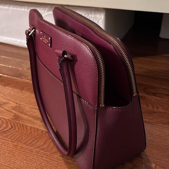 Kate Spade - Burgundy Double Zipper Large Tote Bag - Picture 2 of 9